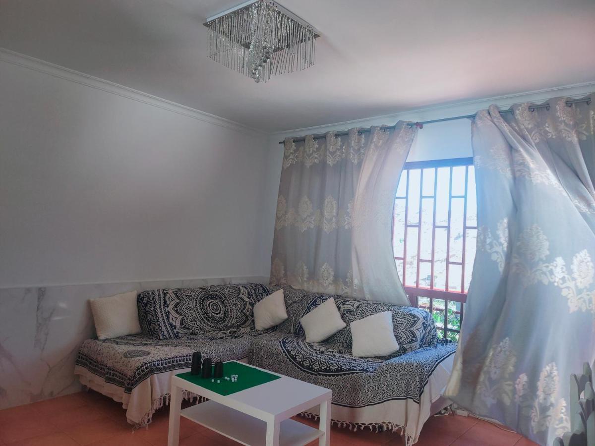 Big Villa Puerto Rico With Heated Saltwater Jacuzzi Pool & Bbq & Private Parking Eksteriør billede