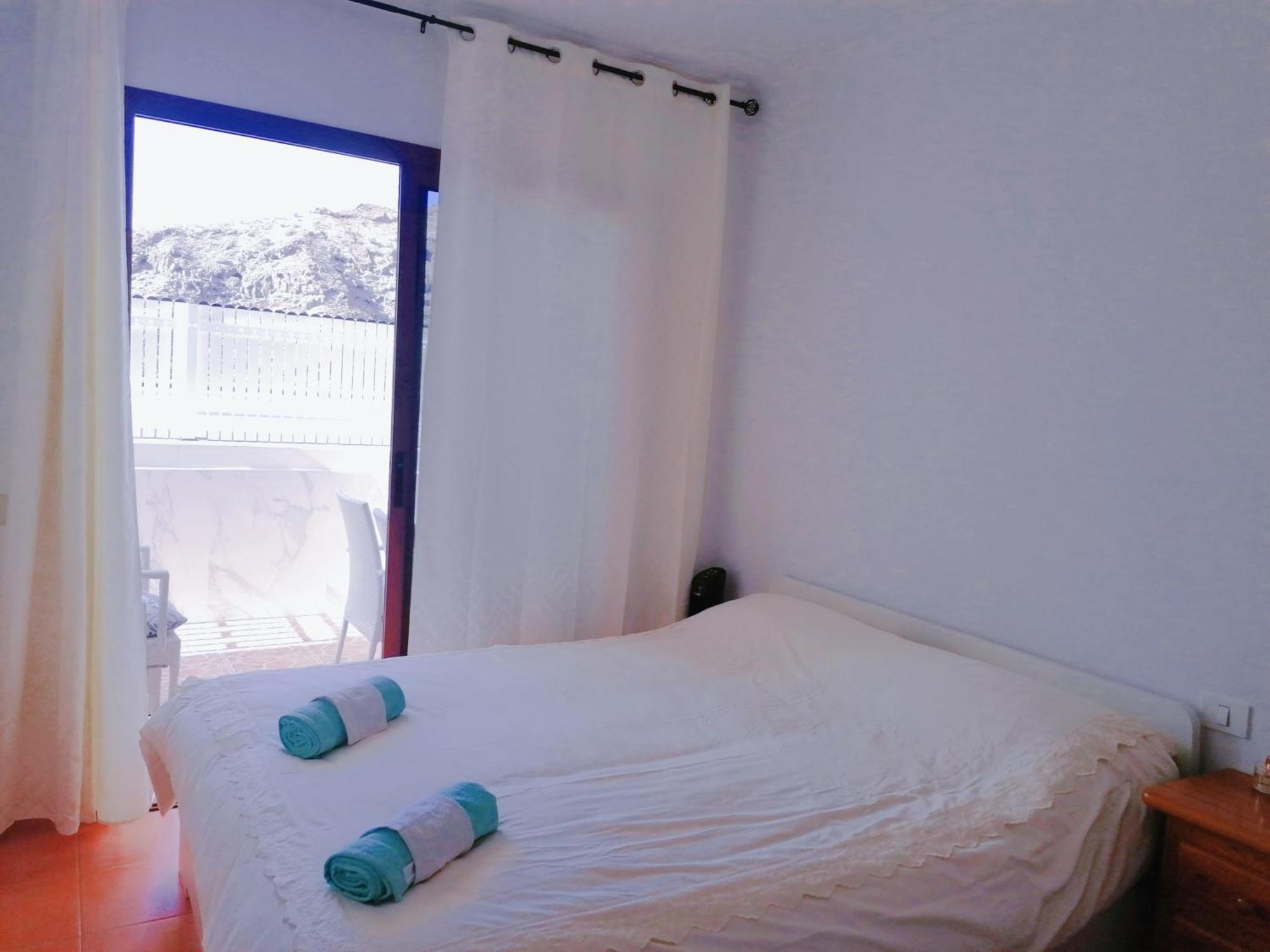 Big Villa Puerto Rico With Heated Saltwater Jacuzzi Pool & Bbq & Private Parking Eksteriør billede