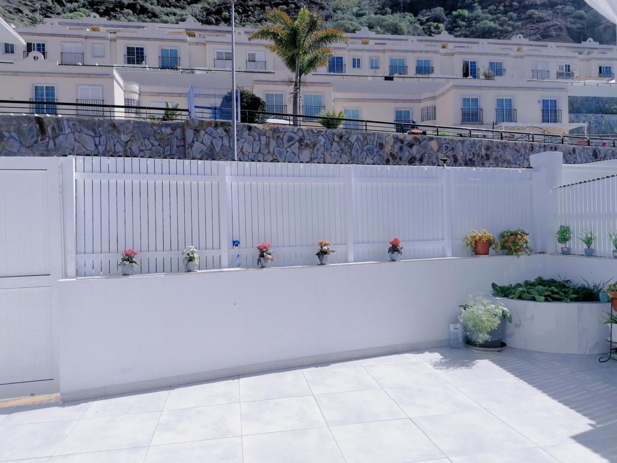 Big Villa Puerto Rico With Heated Saltwater Jacuzzi Pool & Bbq & Private Parking Eksteriør billede